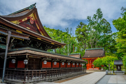 Kitano Tenmangu Shrine, Kyoto | Experience the beautiful seasonal precincts and the god of learning