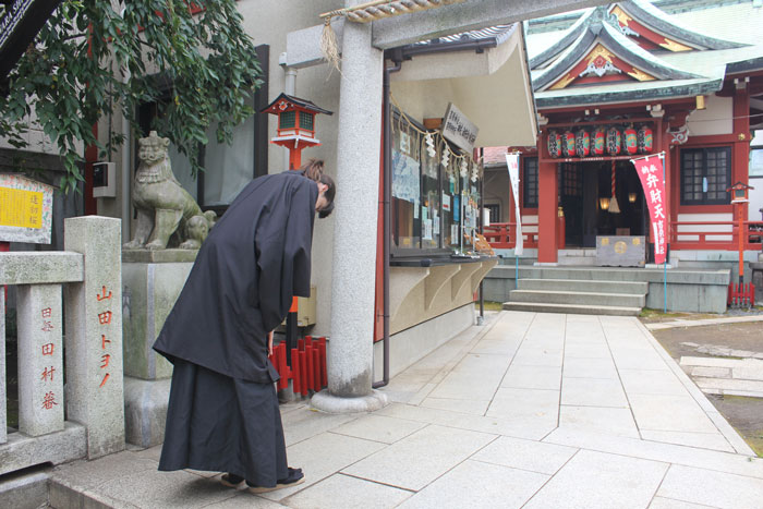 how to pray in shinto shrine Japan