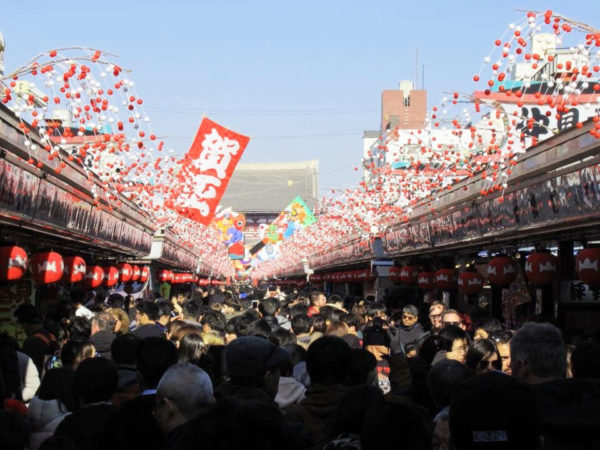 Crowds in Nakamise Asakusa on New Year's day