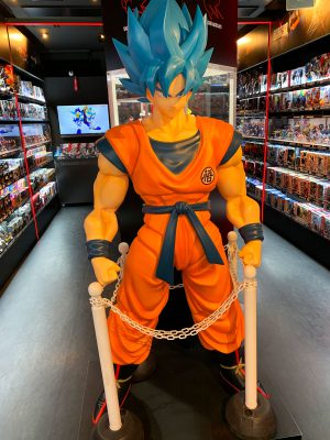 A large figurine character from Dragonball, anime guide Japan