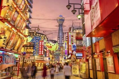 Shinsekai, Osaka | Travel back in time to the retro Showa era