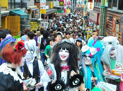 Dressed up youth in Harajuku, a destination of our Tokyo Anime tour, group package tour in spring