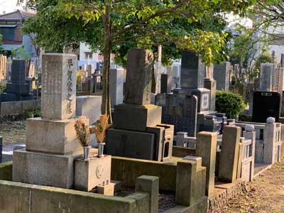 yanaka_001 | Japan City Tour | Travel agency in Tokyo yanaka tomb