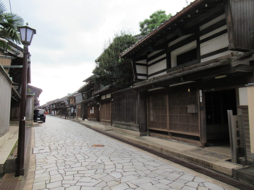 Kanayamachi Street in Takaoka