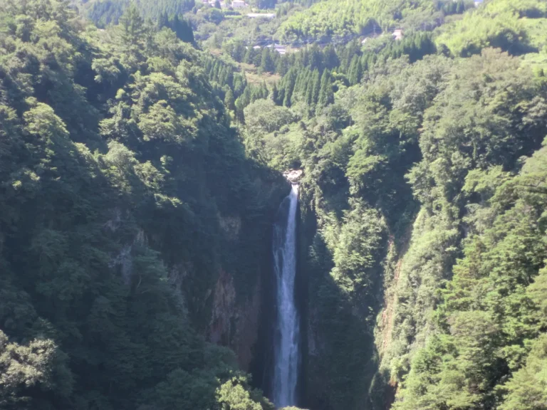 Kokonoe Yume Tsuribashi, Oita