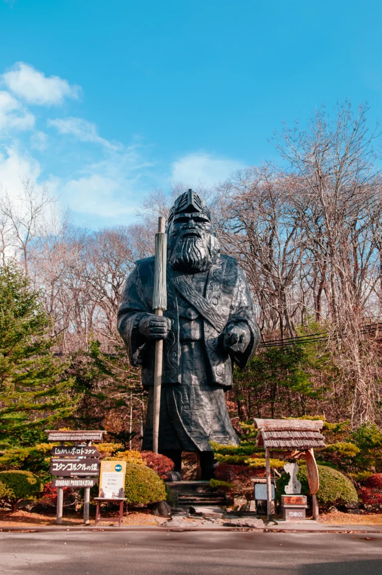 ainu_001 | Japan City Tour | Travel agency in Tokyo Statue in the Ainu village near Noboribetsu in Hokkaido, Japan
