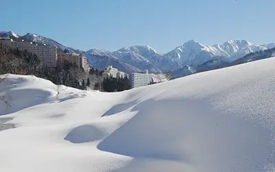 Yuzawa Travel Guide – Ski, Onsen & Winter Fun 2026