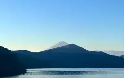 Lake Ashi Hakone: Scenic Caldera Lake with Mount Fuji Views