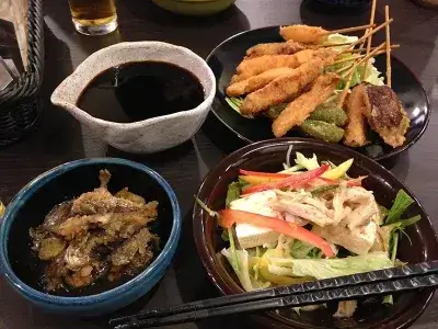 Kushikatsu_osaka-400x300 1 | Japan City Tour | Travel agency in Tokyo kuahikatu