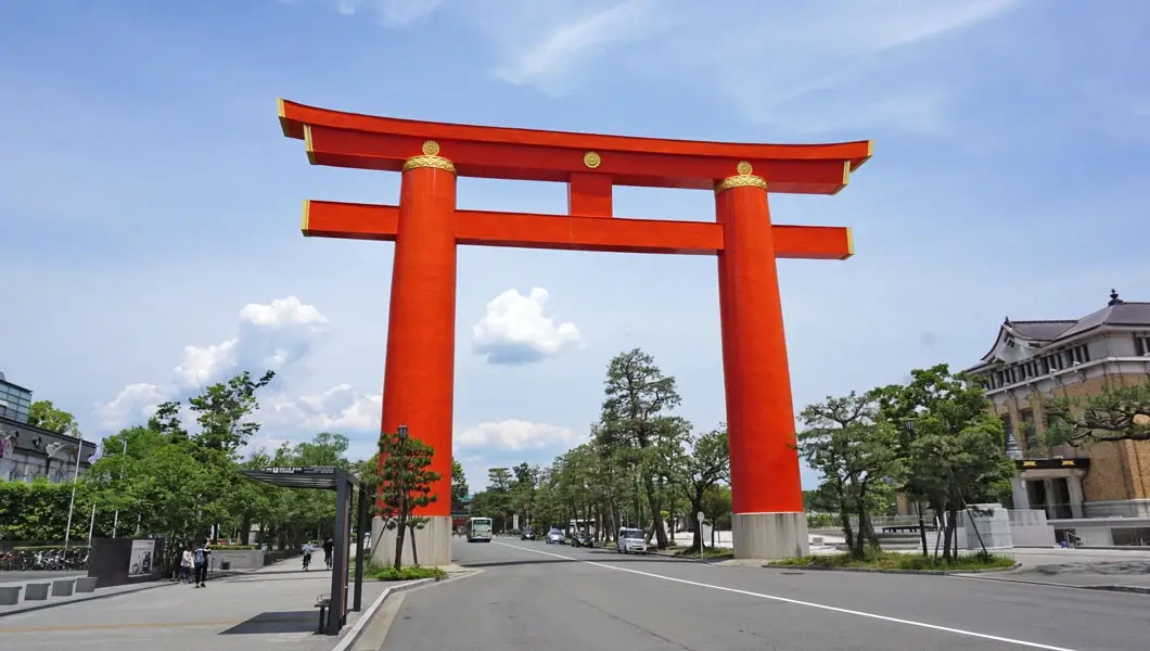 heianjingu_torii | Japan City Tour | Travel agency in Tokyo heianjingu torii